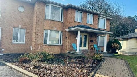 Photo 5 at 85 Harlow Crescent, Beaumonde Heights, Toronto