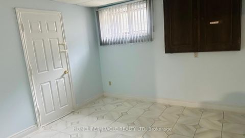 Photo 10 at 85 Harlow Crescent, Beaumonde Heights, Toronto