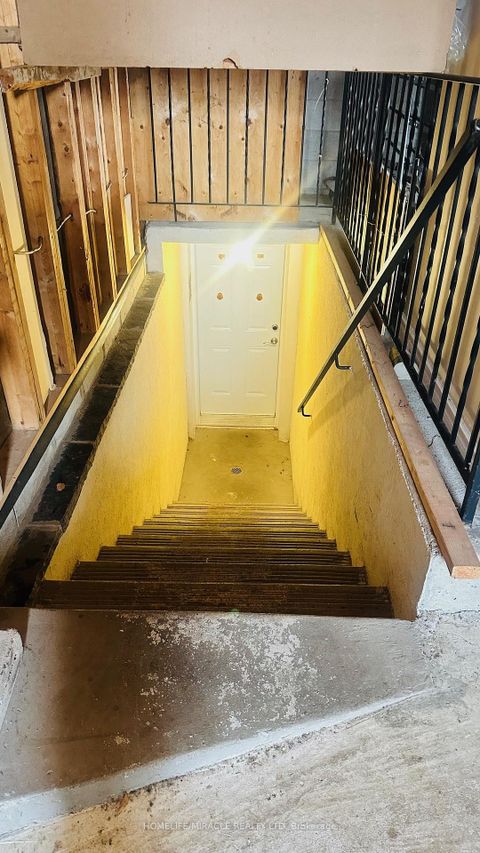 Photo 17 at 85 Harlow Crescent, Beaumonde Heights, Toronto