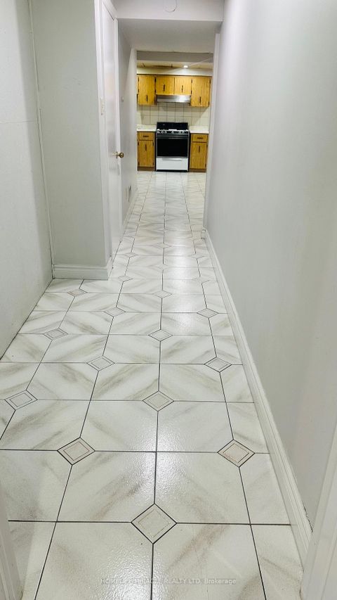 Photo 24 at 85 Harlow Crescent, Beaumonde Heights, Toronto