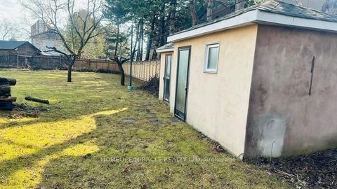 Photo 40 at 85 Harlow Crescent, Beaumonde Heights, Toronto