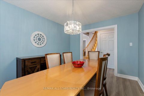 Photo 10 at 40 Chartwell Crescent, Keswick North, Georgina