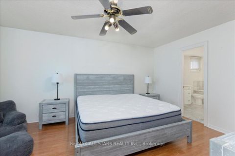 Photo 16 at 40 Chartwell Crescent, Keswick North, Georgina