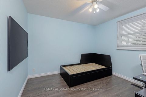 Photo 20 at 40 Chartwell Crescent, Keswick North, Georgina