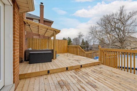 Photo 34 at 40 Chartwell Crescent, Keswick North, Georgina