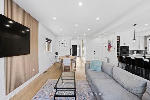 Photo 11 at 44 Andrew Hill Drive, Vellore Village, Vaughan