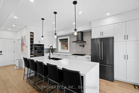 Photo 16 at 44 Andrew Hill Drive, Vellore Village, Vaughan