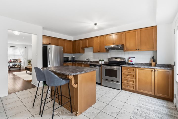 Photo 10 at 36 - 2189 Postmaster Drive, WM Westmount, Oakville