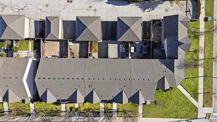 Photo 33 at 36 - 2189 Postmaster Drive, WM Westmount, Oakville