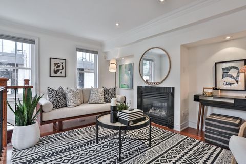 Photo 0 at 188 McCaul Street, Chinatown, Toronto