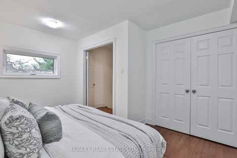 Photo 27 at 188 McCaul Street, Chinatown, Toronto