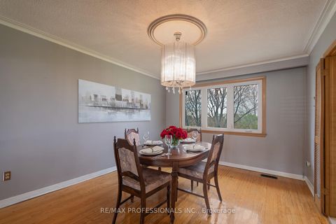 Photo 15 at 315 Markland Drive, Markland Wood, Toronto