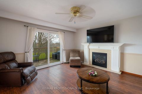 Photo 16 at 315 Markland Drive, Markland Wood, Toronto