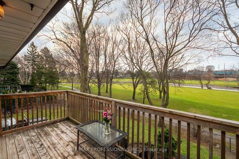 Photo 17 at 315 Markland Drive, Markland Wood, Toronto