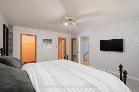 Photo 21 at 315 Markland Drive, Markland Wood, Toronto