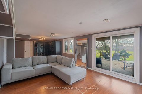 Photo 29 at 315 Markland Drive, Markland Wood, Toronto