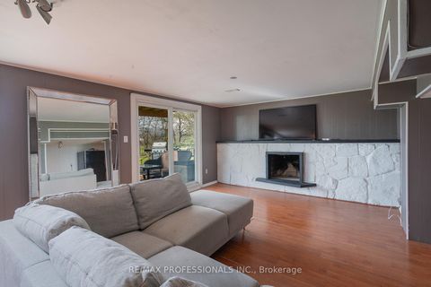 Photo 30 at 315 Markland Drive, Markland Wood, Toronto