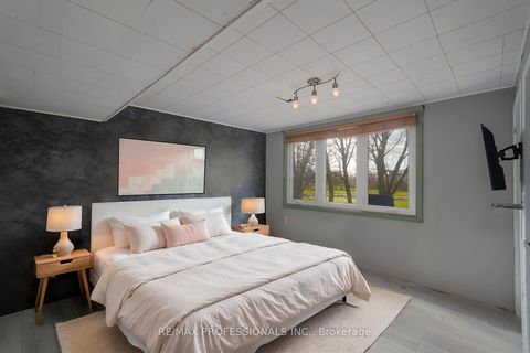 Photo 32 at 315 Markland Drive, Markland Wood, Toronto