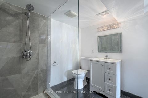 Photo 33 at 315 Markland Drive, Markland Wood, Toronto