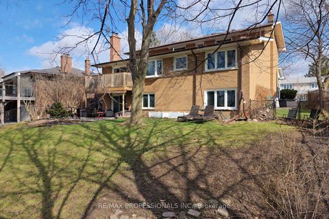 Photo 39 at 315 Markland Drive, Markland Wood, Toronto