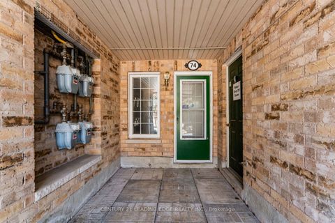 Photo 1 at 74 - 42 Pinery Trail, Malvern, Toronto