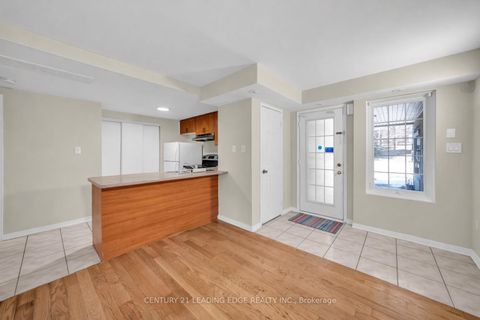 Photo 4 at 74 - 42 Pinery Trail, Malvern, Toronto