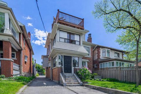 Photo 1 at 189 Parkside Drive, Swansea, Toronto