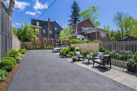 Photo 5 at 189 Parkside Drive, Swansea, Toronto