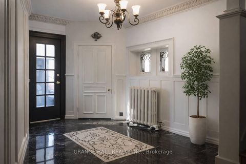 Photo 9 at 189 Parkside Drive, Swansea, Toronto