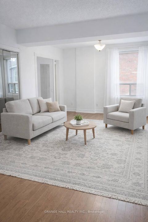 Photo 19 at 189 Parkside Drive, Swansea, Toronto