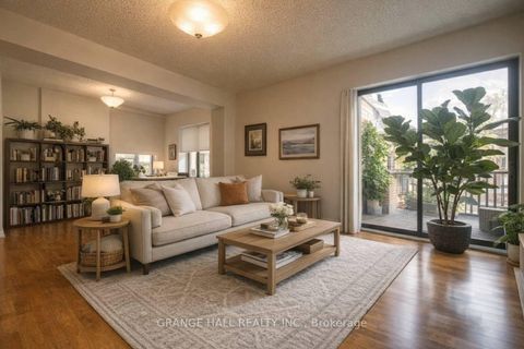 Photo 21 at 189 Parkside Drive, Swansea, Toronto