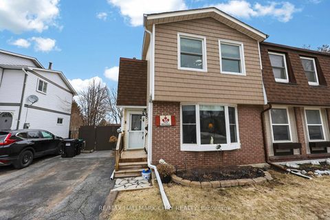 Photo 4 at 15 Wilde Place, Letitia Heights, Barrie