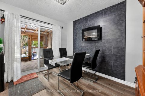 Photo 15 at 15 Wilde Place, Letitia Heights, Barrie