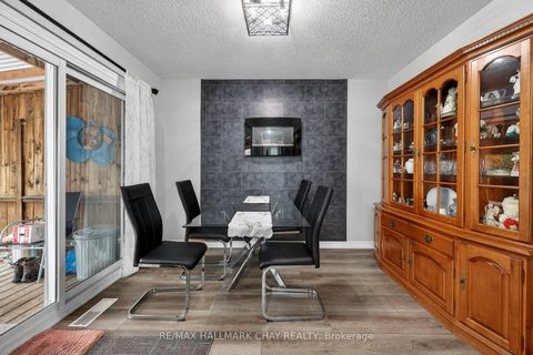 Photo 16 at 15 Wilde Place, Letitia Heights, Barrie
