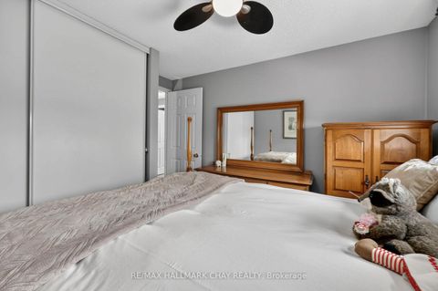 Photo 28 at 15 Wilde Place, Letitia Heights, Barrie