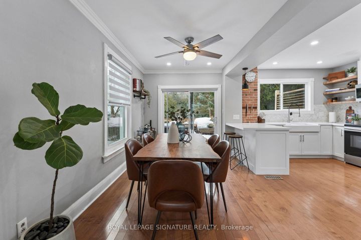 Photo 2 at 71 English Street, Brampton West, Brampton