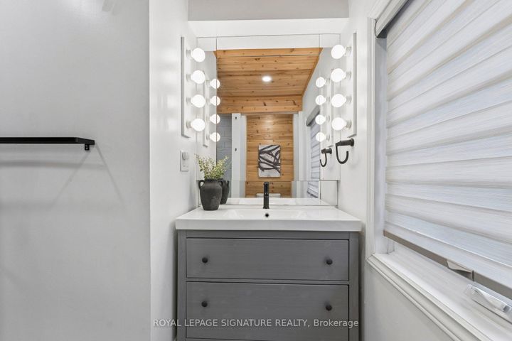 Photo 32 at 71 English Street, Brampton West, Brampton