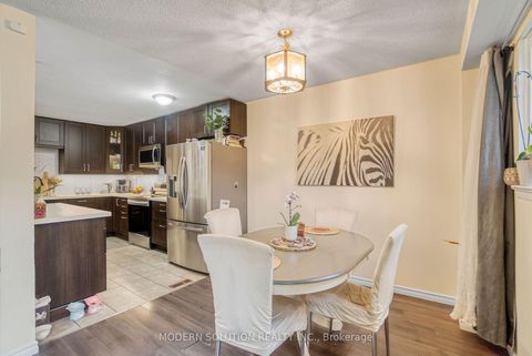 Photo 9 at 23 - 341 Military Trail, Morningside, Toronto