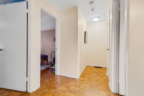 Photo 15 at 23 - 341 Military Trail, Morningside, Toronto