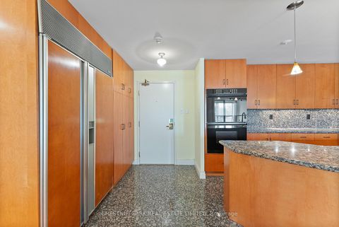 Photo 2 at 1610 - 889 Bay Street, Bay Street Corridor, Toronto