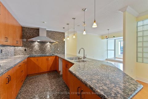 Photo 4 at 1610 - 889 Bay Street, Bay Street Corridor, Toronto