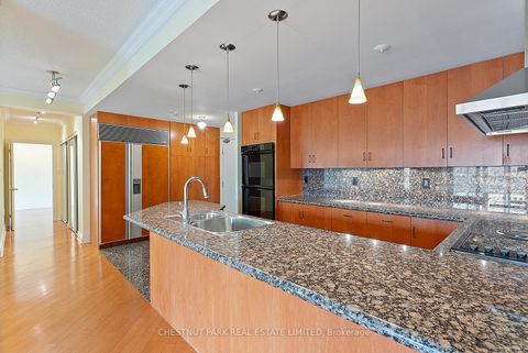 Photo 8 at 1610 - 889 Bay Street, Bay Street Corridor, Toronto