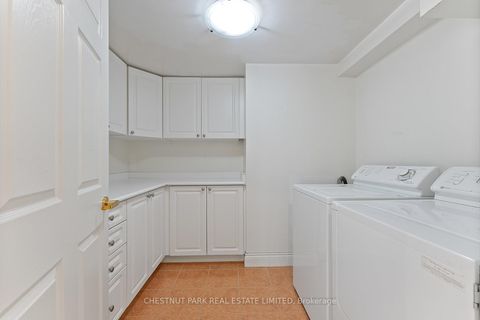 Photo 29 at 1610 - 889 Bay Street, Bay Street Corridor, Toronto