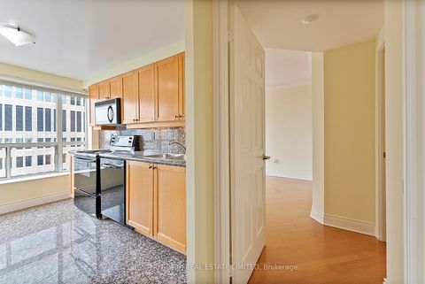 Photo 41 at 1610 - 889 Bay Street, Bay Street Corridor, Toronto