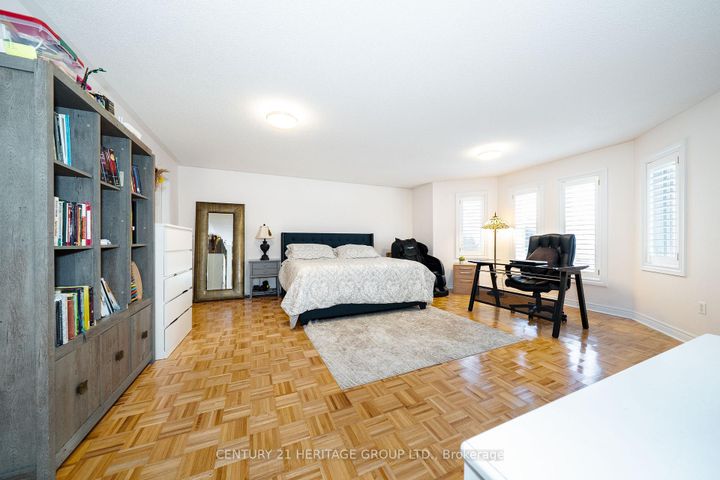 Photo 13 at 2211 Old Rutherford Road, Maple, Vaughan