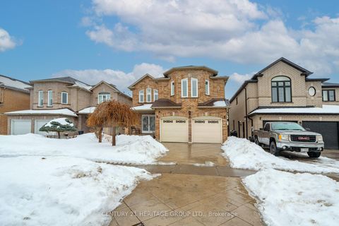 Photo 1 at 2211 Old Rutherford Road, Maple, Vaughan