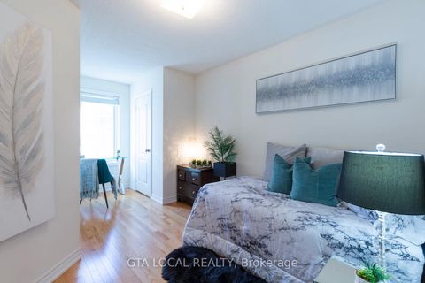 Photo 25 at 31 - 10 Porter Avenue W, West Woodbridge, Vaughan