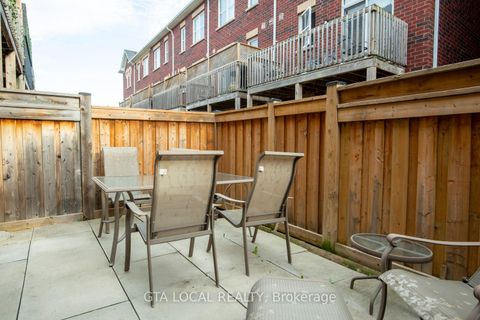 Photo 33 at 31 - 10 Porter Avenue W, West Woodbridge, Vaughan