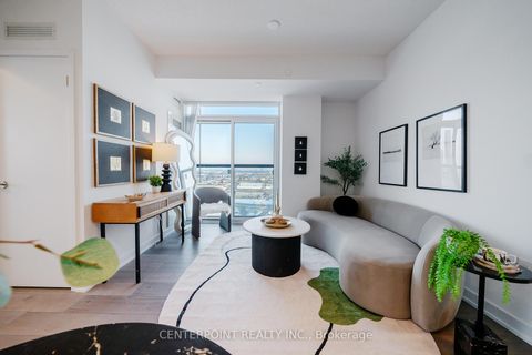 Photo 4 at 1910 - 38 Honeycrisp Crescent, Vaughan Corporate Centre, Vaughan