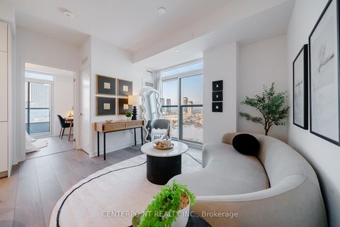 Photo 5 at 1910 - 38 Honeycrisp Crescent, Vaughan Corporate Centre, Vaughan